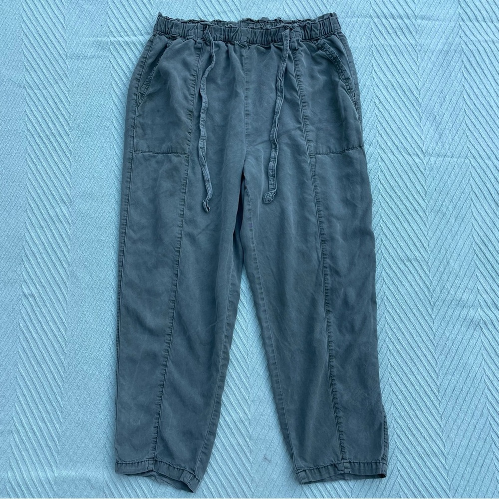 Aerie Straight Leg Olive Pants/ Joggers